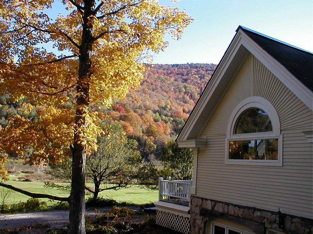 Mountain Valley Retreat Bed & Breakfast Killington Exterior photo