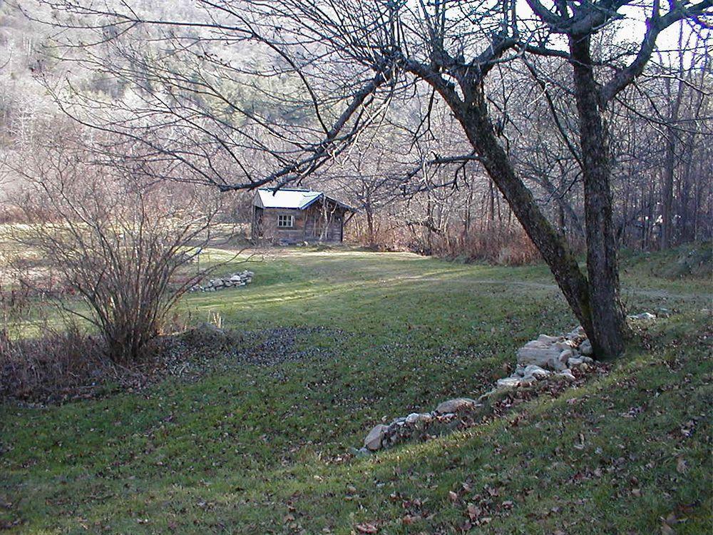 Mountain Valley Retreat Bed & Breakfast Killington Exterior photo